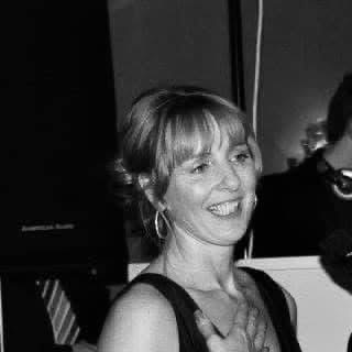Samantha Challis